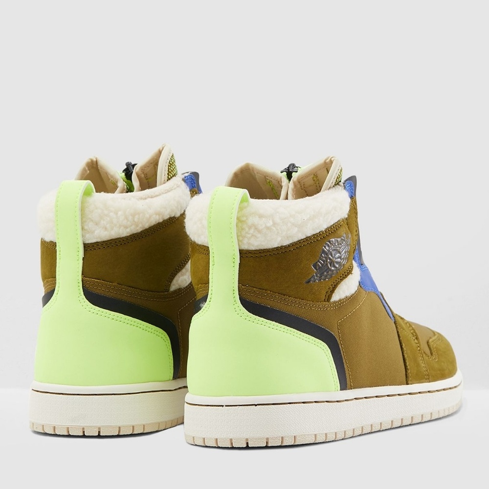 NEW Nike Air Jordan 1 - Picture 6 of 8